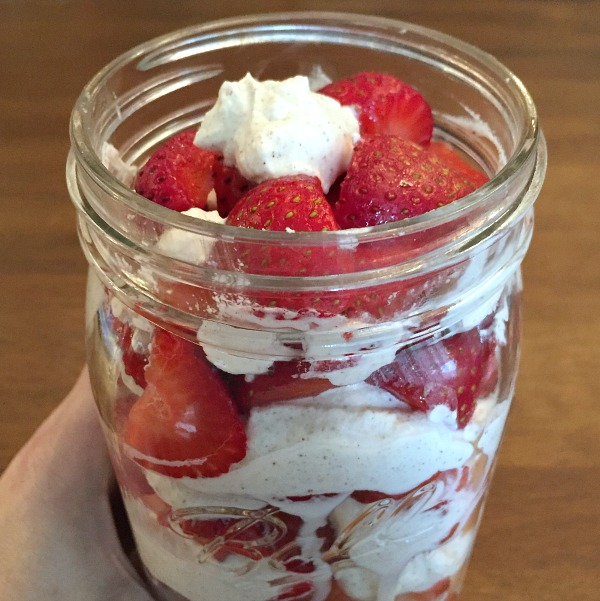 sour cream whipped cream with strawberries